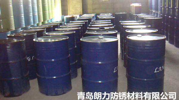 根据刀具材料选